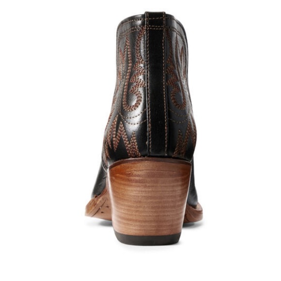 ARIAT Dixon Western Bootie in Brooklyn Black Size 6.5 - Picture 5 of 6